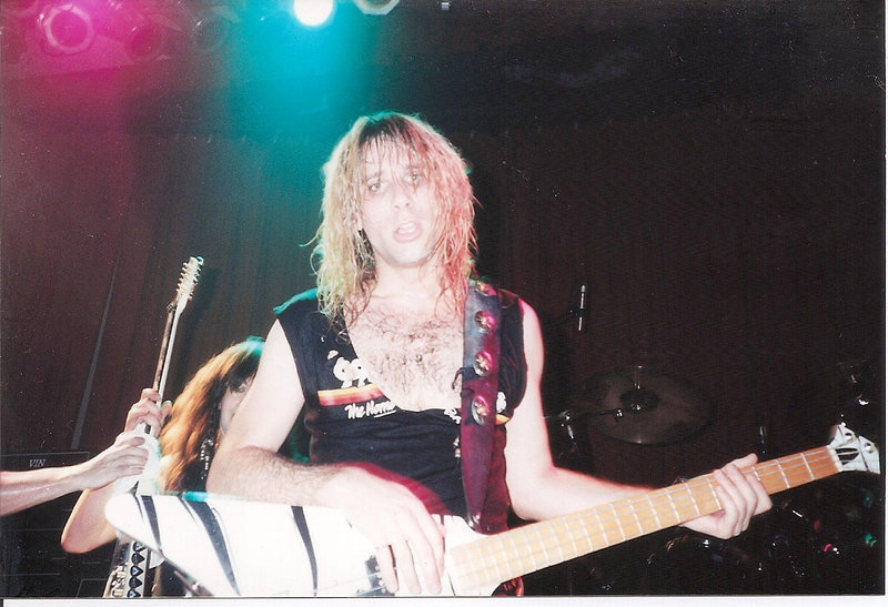 As the band came out for the encore I yelled "Dana! Smile!" and this is what I got