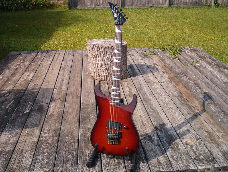 Charvel_Model_88_11.jpg