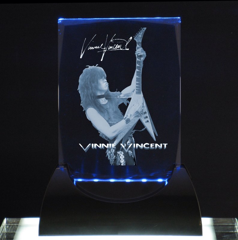 Euphoria light up crystal